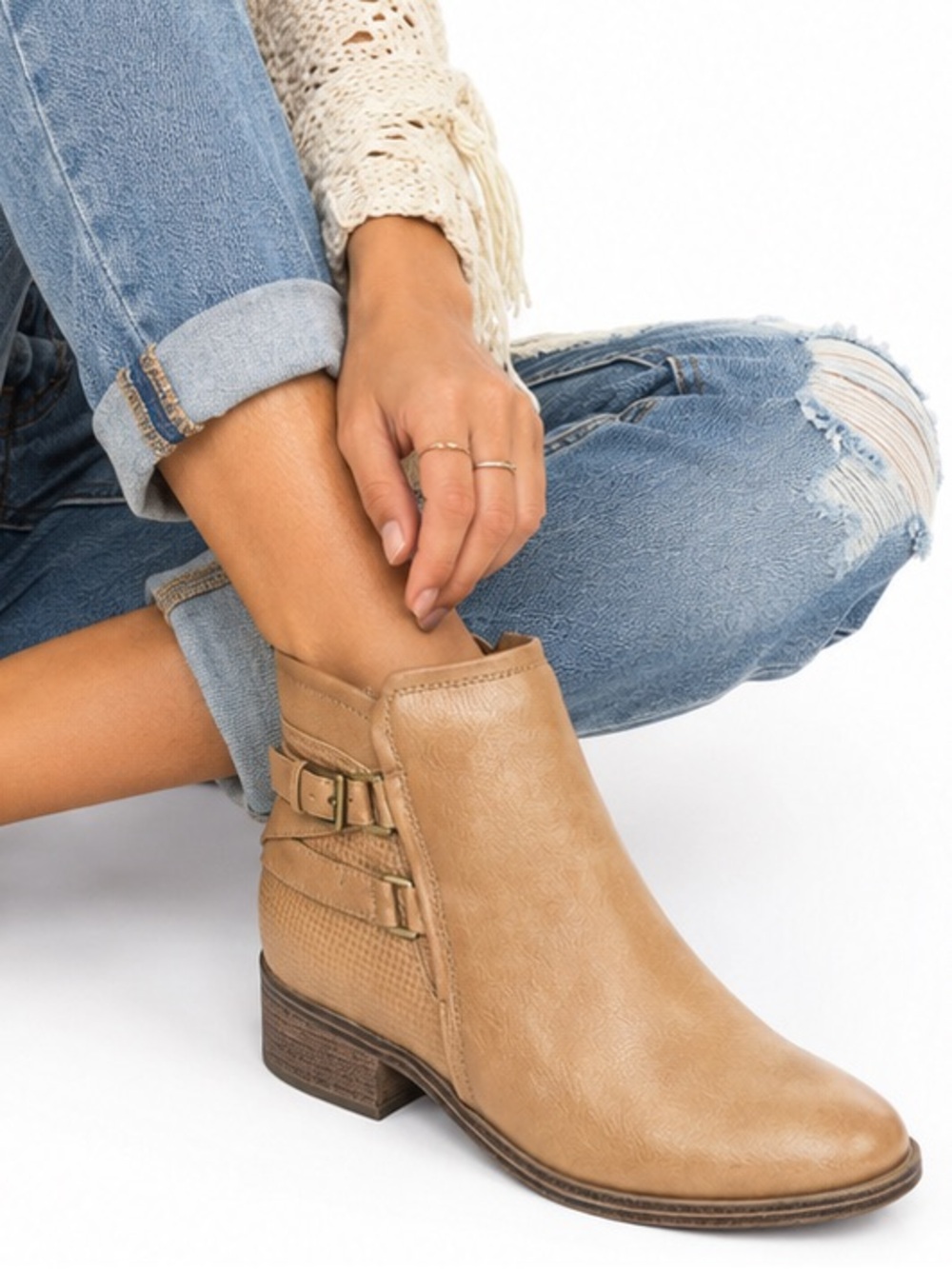 BareTraps Mackenzie Salted Carmel Round Toe boots SZ 8.5 NWOTS!